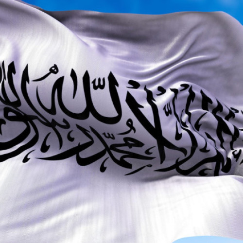 Guvernul taliban din Afganistan acuză Pakistanul de atacuri aeriene care au dus la victime civile