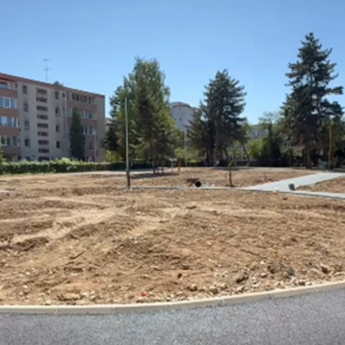 A început amenajarea unui nou parc în cartierul Astra, pe strada Venus