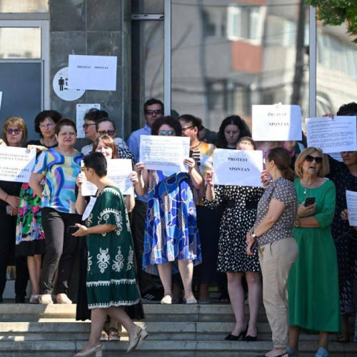 Sindicatul național al comunelor din România intră în grevă pe termen nedeterminat