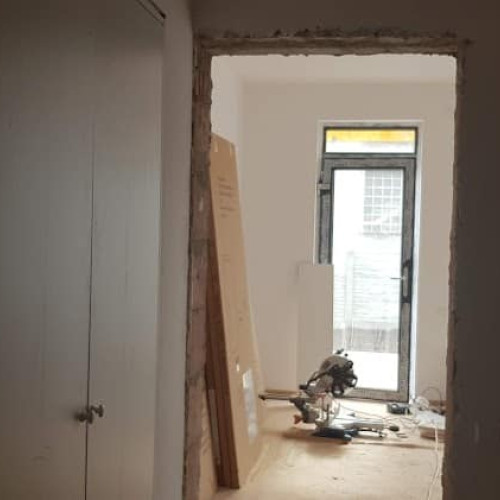 Tânăr din județul Mureș, reținut pentru înșelăciune după lucrări de calitate slabă în Alba