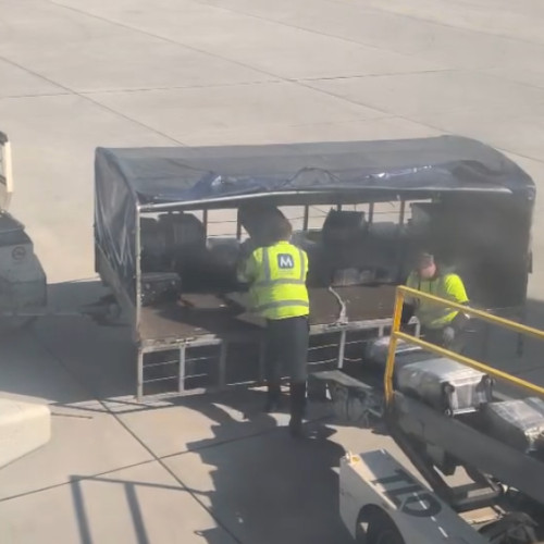 Clujenii nemulțumiți de tratamentul bagajelor la Aeroportul Internațional "Avram Iancu" Cluj-Napoca