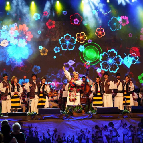 Turneul "drag de românia noastră" aduce tradiția și muzica românească în octombrie