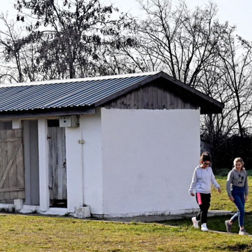 Mai multe școli din județul Iași vor începe anul școlar 2025-2026 cu toalete neconforme