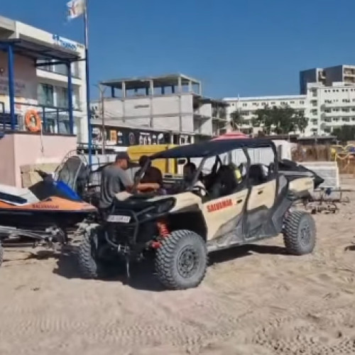 Bărbat salvat din valuri pe plaja Steaua de Mare