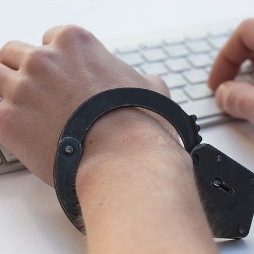 Bărbat de 28 de ani din Ilfov, suspectat de omor calificat asupra fiului iubitei sale