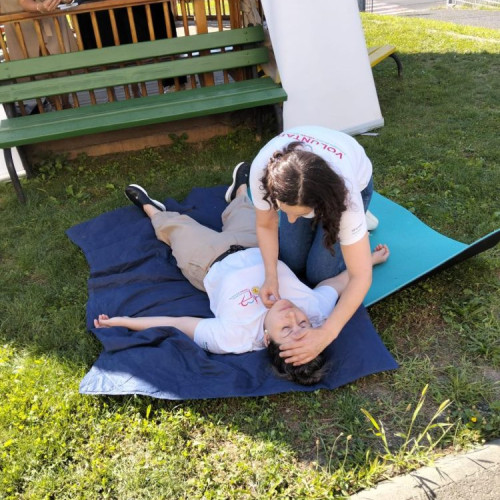 Sesiuni gratuite de instruire pentru utilizarea defibrilatoarelor în baia mare