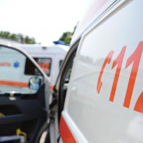 Accident rutier pe strada mihail sadoveanu din targu neamț din cauza neatenției unei șoferițe