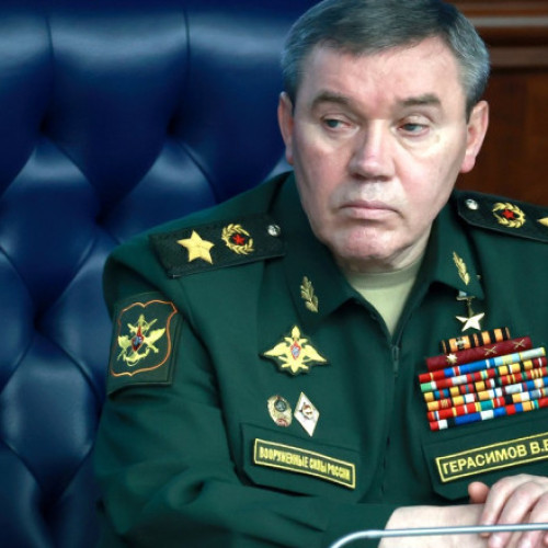 Trupele ruse se află în ofensivă de-a lungul întregii linii a frontului din Ucraina, afirmă generalul Valeri Gherasimov