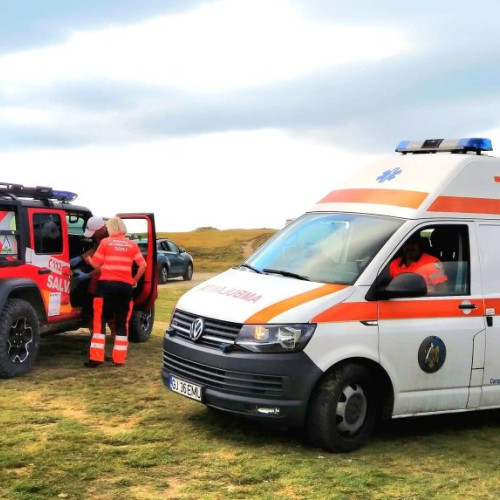 Salvamontiștii din județul Neamț intervin pentru recuperarea a două persoane epuizate în masivul Ceahlău