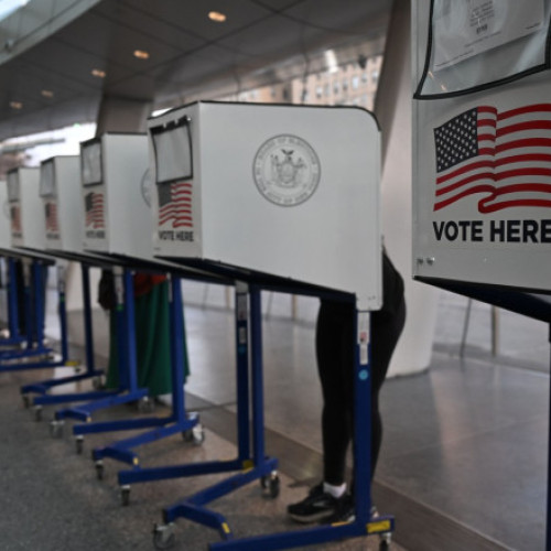 Trump promite un ordin executiv pentru identificarea alegătorilor