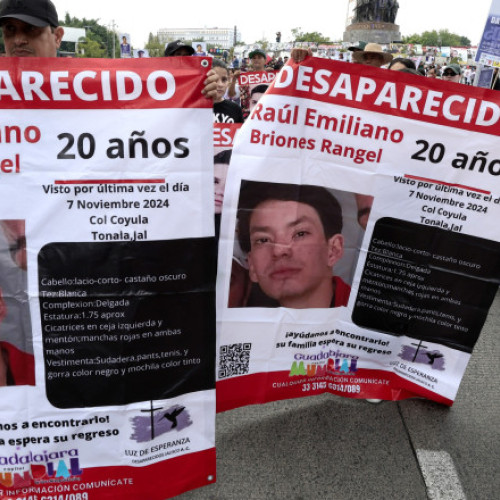 Sute de oameni ies în stradă în Mexic pentru dispariții forțate și cer acțiuni mai ferme