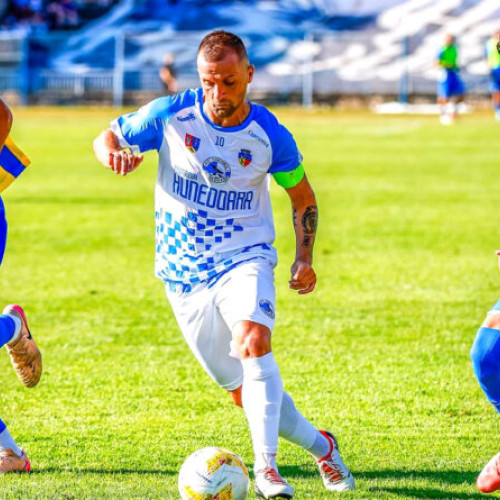 Corvinul Hunedoara, eliminat în play-off-ul Cupei României de Farul Constanța