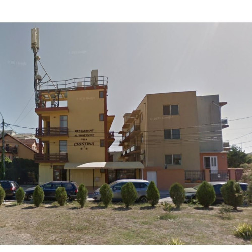 Pensiune cu vilă în Mamaia-Sat, scoasă la vânzare cu 500 mp de teren