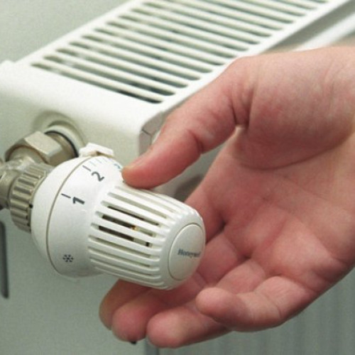 Prețul energiei termice pentru populație crește în iarna viitoare, după hotărârea Consiliului Local din Botoșani
