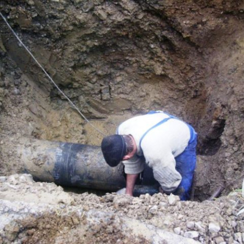 Lucrări la rețelele de apă în brașov afectează mai multe străzi