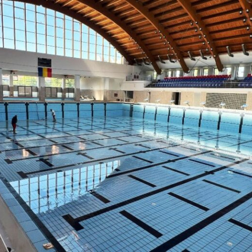 Bazinul de înot din cartierul sud al focșaniului se redeschide după lucrări de întreținere