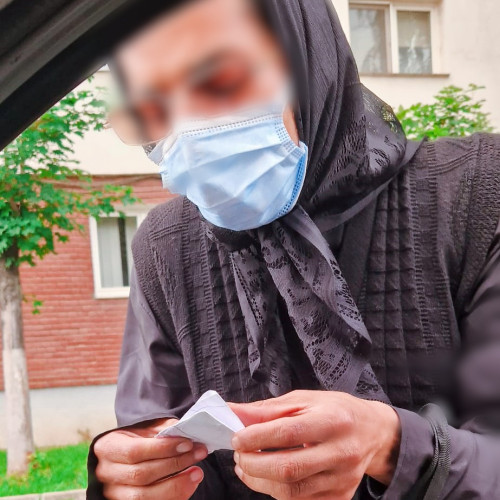 Bărbat cu pijamale roz, în noaptea de 31 august, surprins la Bistrița; Poliția avertizează