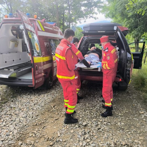 Salvamont Maramureș intervine în Borșa pentru transport de urgență