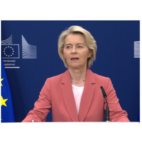 Avionul cu Ursula von der Leyen lovit de interferențe ruse, iar vizita continuă în România