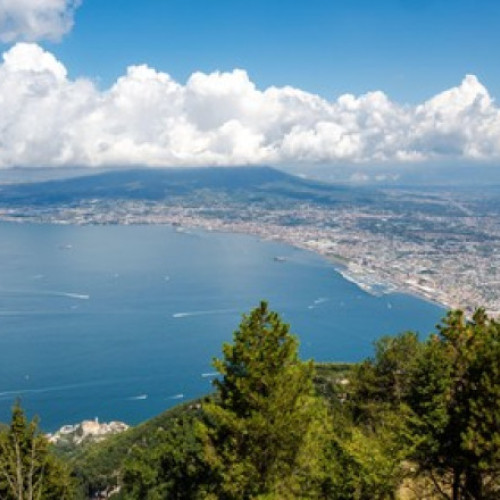 Seism puternic în sudul Italiei, aproape Napoli, anunță INGV