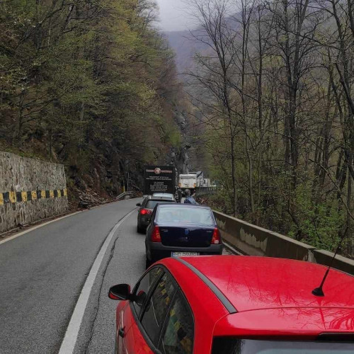 Drum național DN 66 – E70 intră în șantier: restricții de circulație în Defileul Jiului