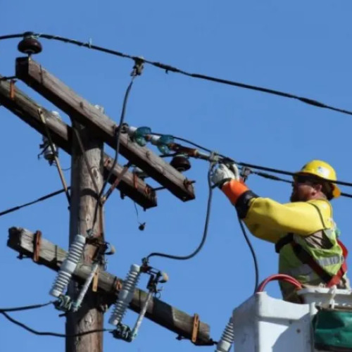 Distribuție Energie Electrică România – Sucursala Cluj-Napoca anunță întreruperi planificate în trei localități din județul Cluj