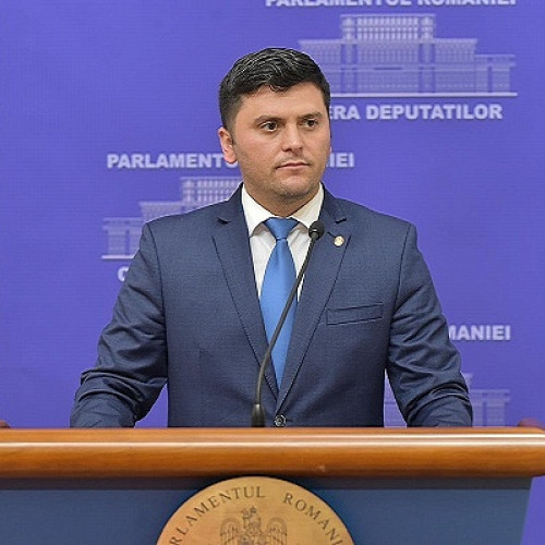 Adrian Cozma ales vicepreședinte al Camerei Deputaților la debutul sesiunii de toamnă