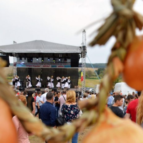 Festivalul interjudețean al cântecului și dansului popular din Țara Codrului, ediția a 54-a, la Asuaju de Sus