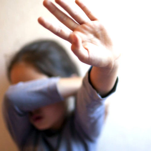 Judecătoria Deva emite ordin de protecție într-un caz de violență în familie