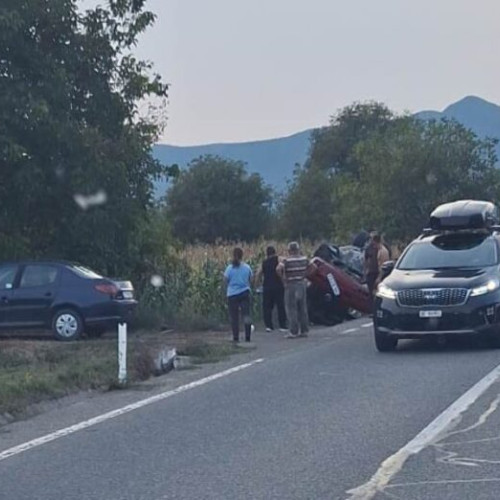 Accident rutier pe DN 2D între Tulnici și Focșani: Șoferul autoutilitarei conștient după răsturnare