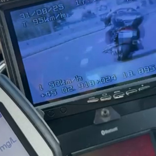 Polițiștii din Vâlcea opresc un motociclist cu viteză excesivă și alcoolemie în trafic