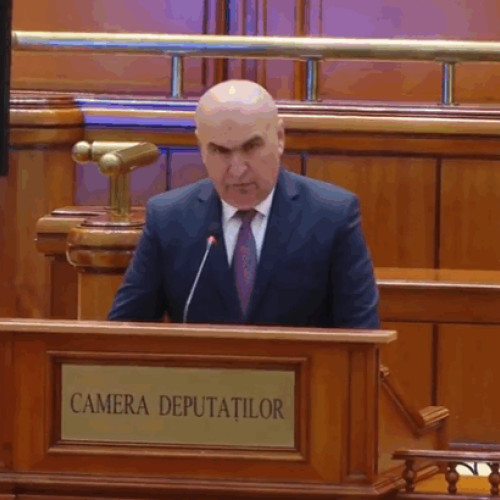 Guvernul își asumă răspunderea pe cinci proiecte din pachetul fiscal 2, într-o zi plină de tensiuni în Parlament