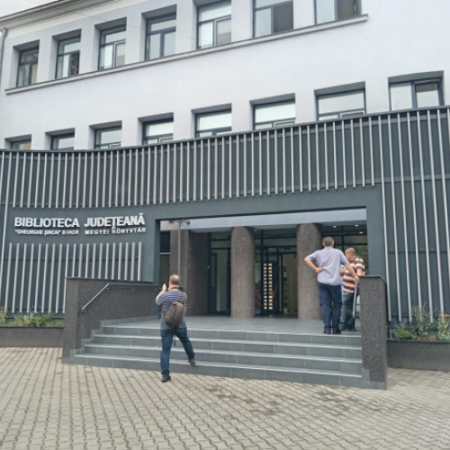 Biblioteca județeană Gheorghe Șincai din Bihor intră în circuitul public la inaugurarea noului spațiu