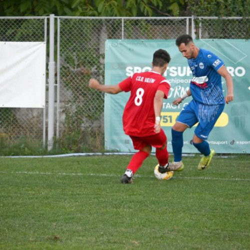 Derbiul local din seria Prahova a Ligii 3, între gazdele din Băicoi și oaspetele din Vălenii de Munte, a atras interesul tuturor. Însă evoluțiile nu au fost la înălțimea așteptărilor, iar jocul a arătat o formă modestă. Pe foaia oficială, Bănel Nicoliță figurează doar ca jucător adițional.