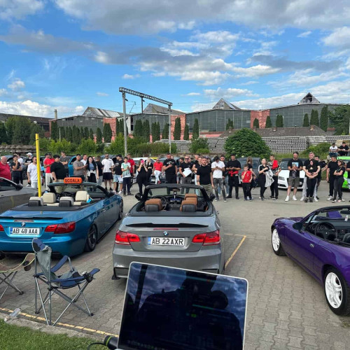 Cars Transilvania: Aiud Showdown aduce pasionați la un eveniment auto în centrul orașului Aiud