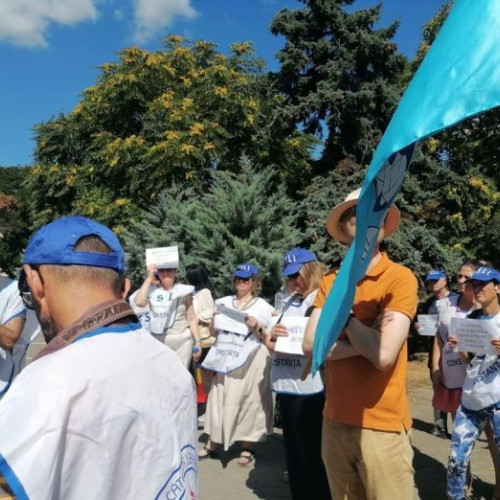 Profesorii ies în stradă pentru viitorul educației: protest împotriva legii nr. 141/2025