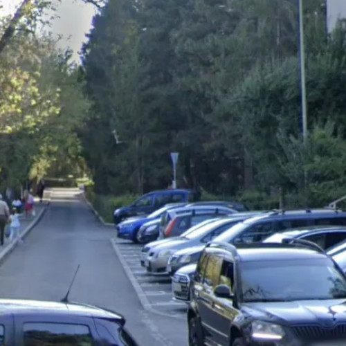 Cluj-Napoca: locuitorii de pe Aleea Baisoara cer soluții pentru parcări în intervalul 15:00–16:00