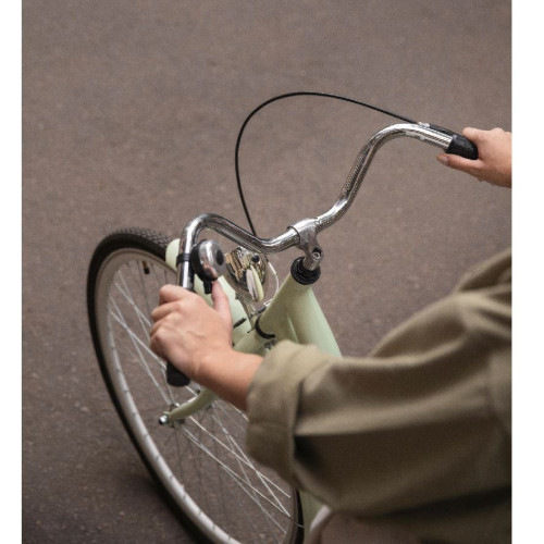 Biciclist rănit ușor într-un incident; poliția deschide ancheta