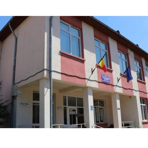 Modernizare teren multisport la școala Mircea Eliade