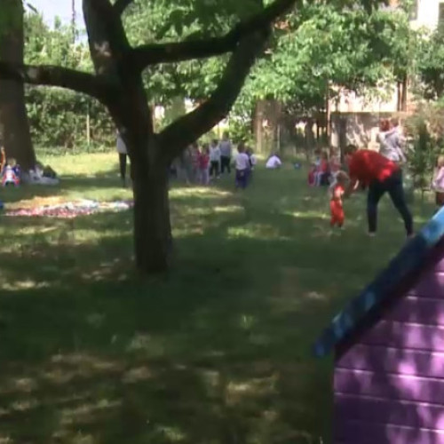 Educatoarea din Timișoara, administrator al clubului educațional, reținută pentru ucidere din culpă