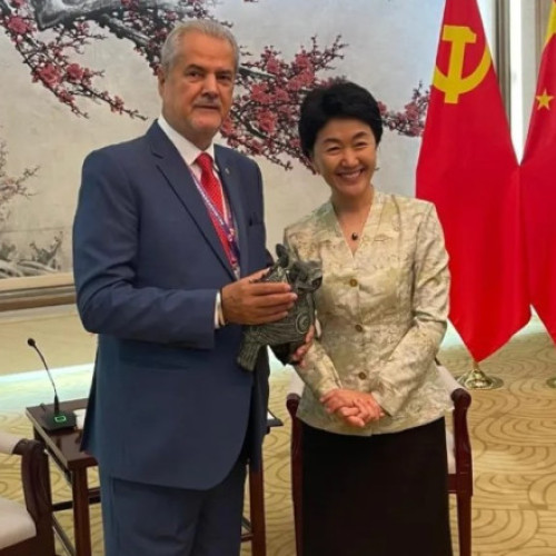 Beijing primește fostul premier Adrian Năstase în cadrul comemorării a 80 de ani