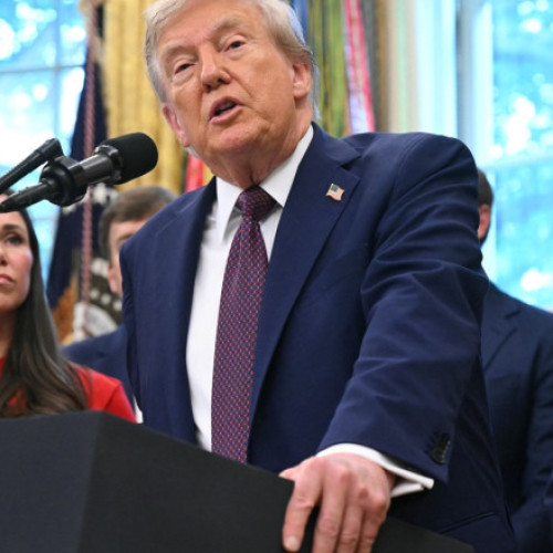 Trump reapare la Casa Albă şi anunţă mutarea comandamentului spaţial