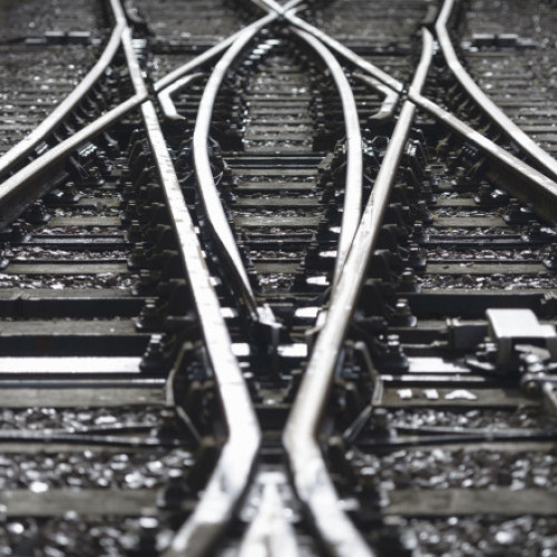 Hoții cauzează întârzieri și riscuri pe magistrala București-Constanța