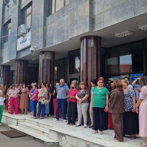 SindFISC cere redarea demnității finanțiștilor și anunță protest la Ministerul Finanțelor