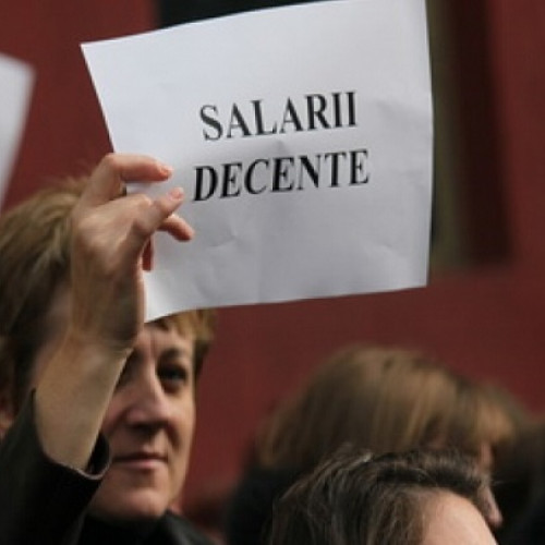 Sindicate amenință cu grevă generală dacă Executivul condus de Ilie Bolojan menține tăierile din administraţie