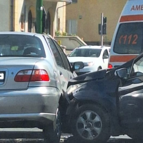 Accident rutier în zona Trei Alimentare; trafic perturbat
