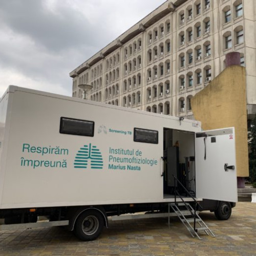 Caravana mobilă pentru depistarea tuberculozei ajunge în Botoșani pentru screening
