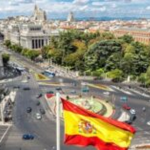 Românii din Spania vor putea avea cetățenie dublă începând din acest an, anunță președintele Senatului