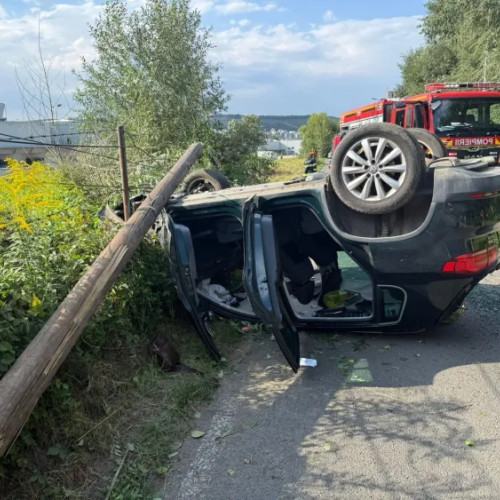 Pompierii intervin la un accident rutier în Florești