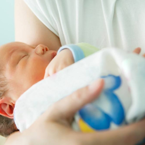 România, singurul stat membru al UE care nu finanțează FIV, cere reluarea programului